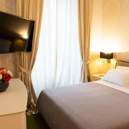 Cathy's Luxury * Rome