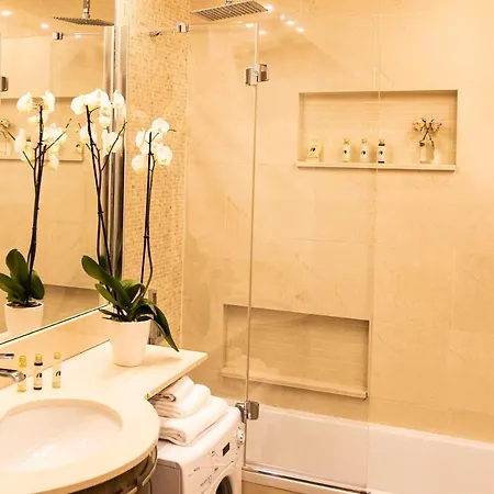 Cathy's Luxury Apartment Rome