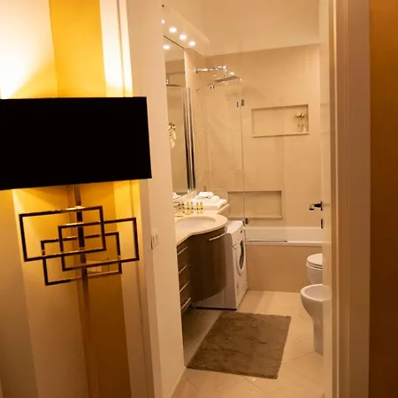 Cathy's Luxury Apartment *