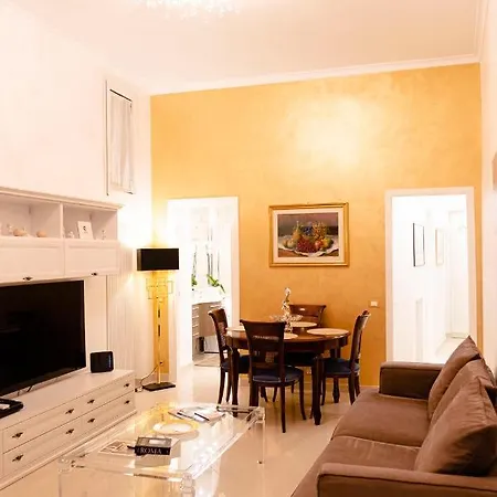 Cathy's Luxury Apartament